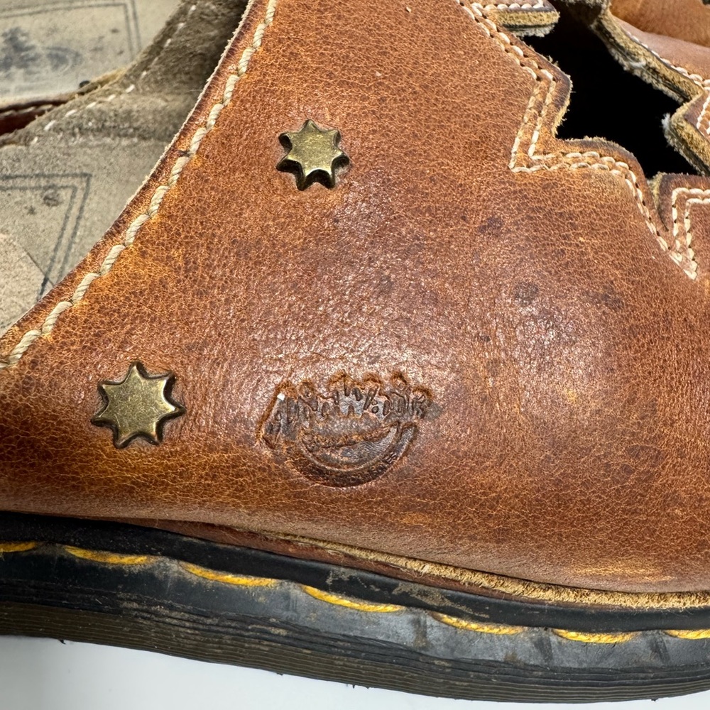 Vintage Dr. Martens Y2K Star Cutout Studded Leather Mule Sandals Brown M10 W11.5 - Picture 4 of 16